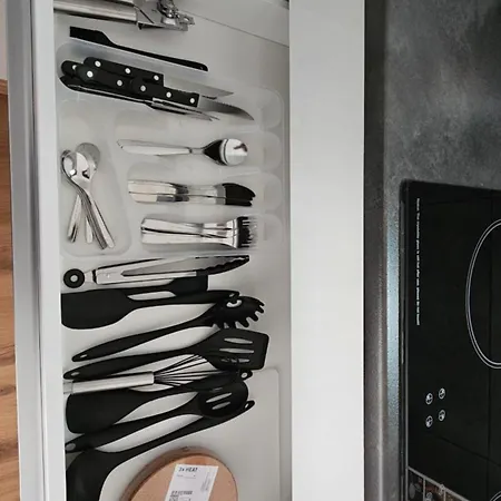 Fully Equipped, Wifi, Big Parking Space Apartment